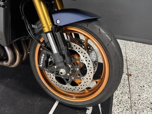 
								Suzuki Katana full									