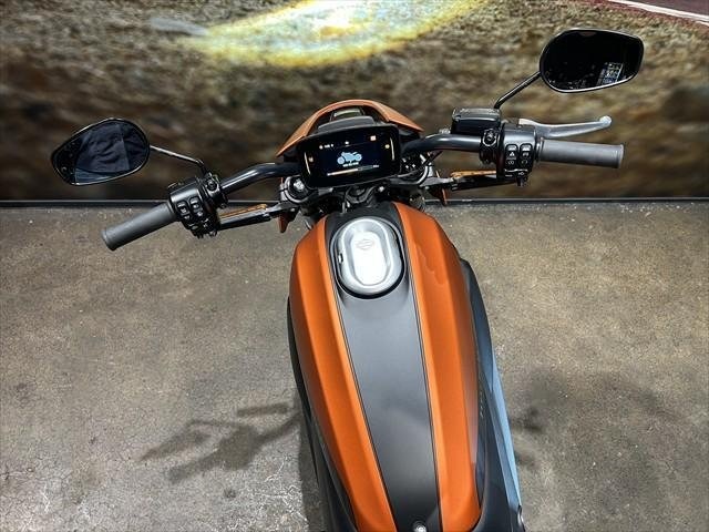 
								Harley-Davidson LiveWire full									