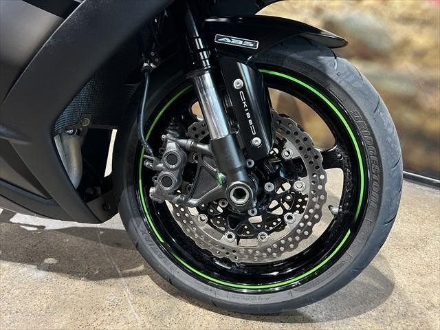 
								Kawasaki Ninja ZX-10R ABS 30th Anniversary (ZX1000K) full									