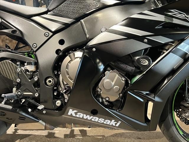 
								Kawasaki Ninja ZX-10R ABS 30th Anniversary (ZX1000K) full									