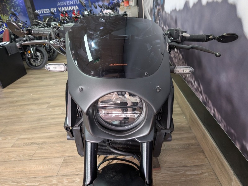 
								Honda CB650R full									