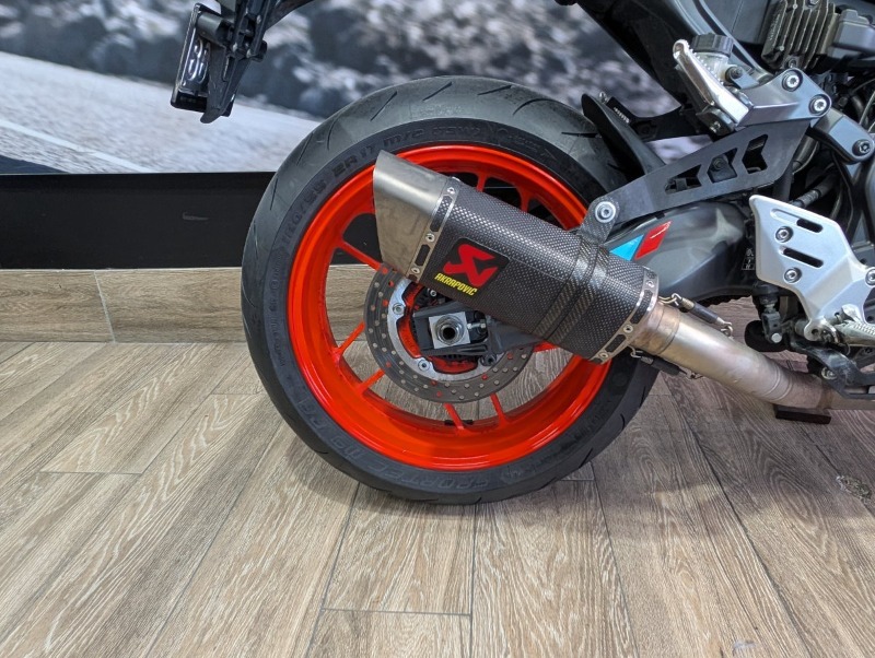 
								Yamaha MT-09A full									