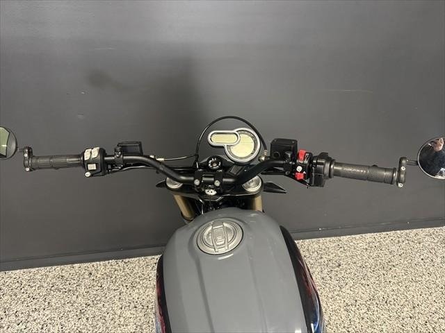 
								Ducati Scrambler 1100 full									