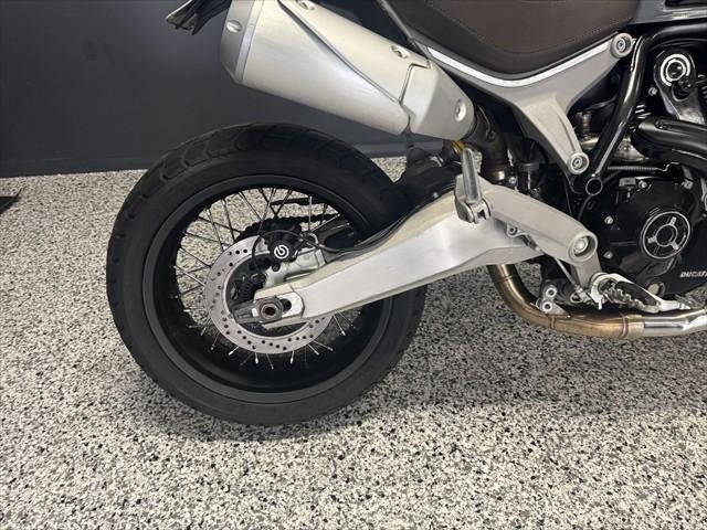 
								Ducati Scrambler 1100 full									