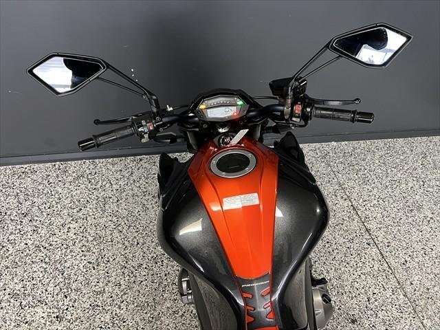 
								Kawasaki Z1000 ABS Special Edition full									