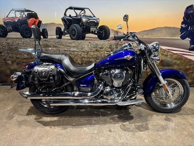 Kawasaki Vulcan 900 Classic (VN900B)