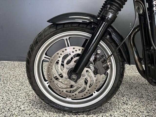 
								Triumph Bonneville 865 full									