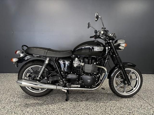 Triumph Bonneville 865