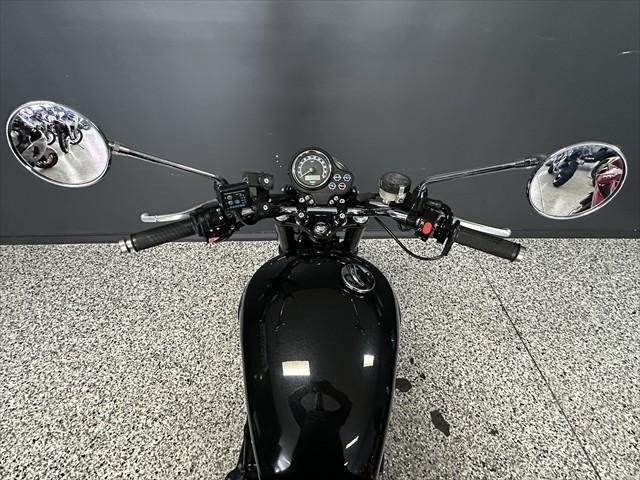 
								Triumph Bonneville 865 full									