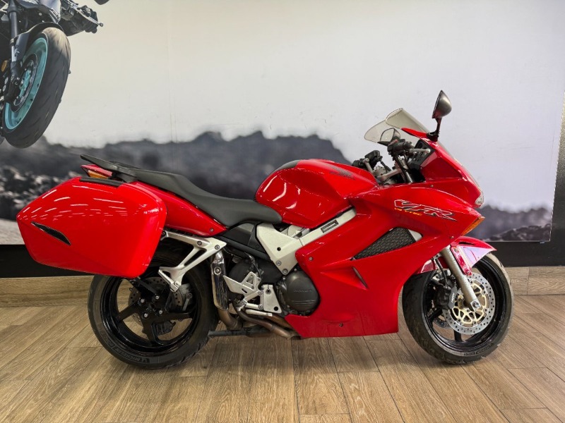 Honda VFR800F (VFR800FI)