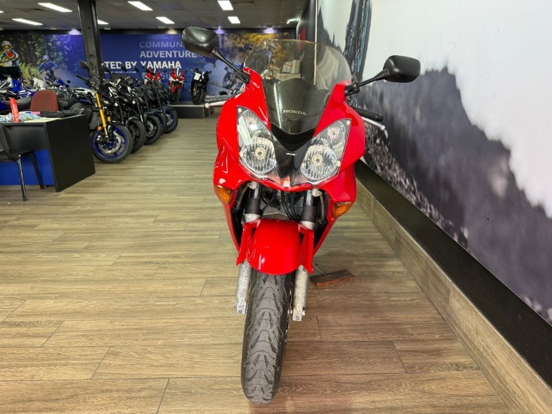 
								Honda VFR800F (VFR800FI) full									
