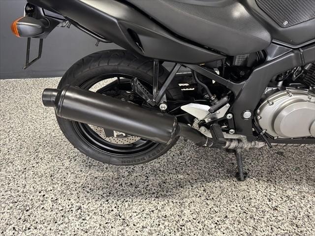 
								Suzuki GS500 full									