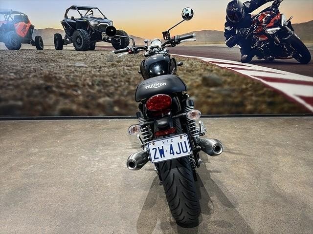 
								Triumph Speed Twin 900 full									