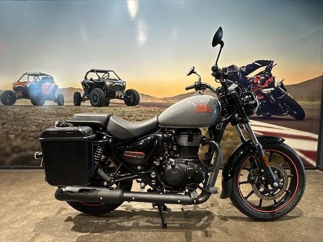 Royal Enfield Meteor 350 Fireball