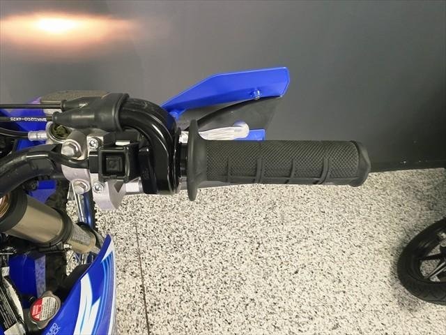 
								Yamaha WR450F full									