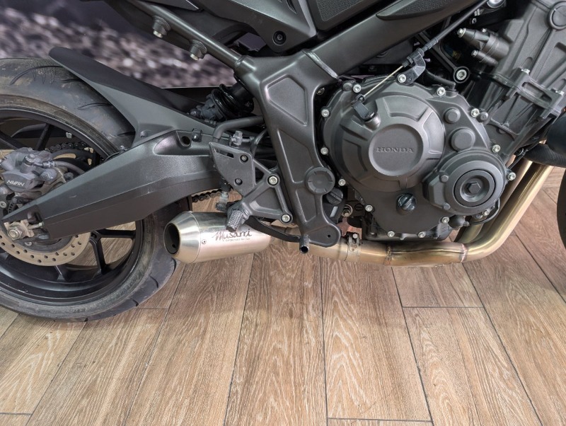 
								Honda CB650R full									