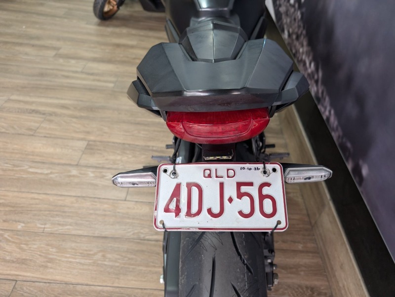 
								Honda CB650R full									
