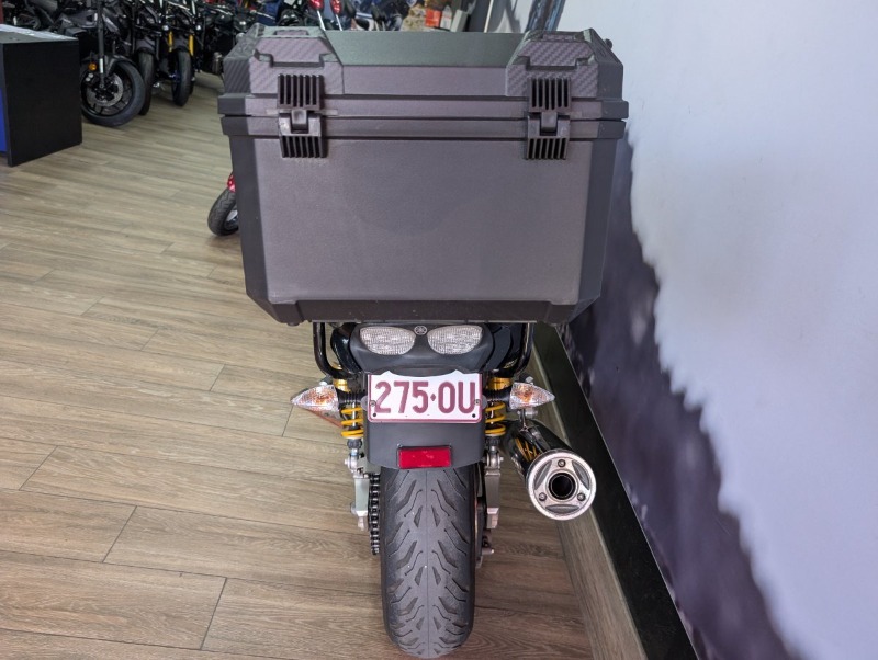 
								Yamaha XJR1300 full									