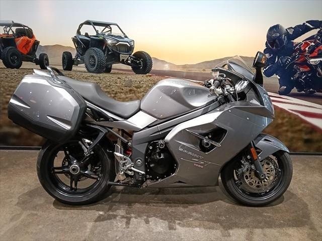 Triumph Sprint ST 1050