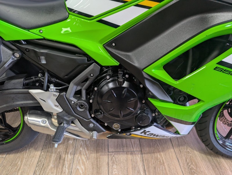 
								Kawasaki Ninja 650 full									