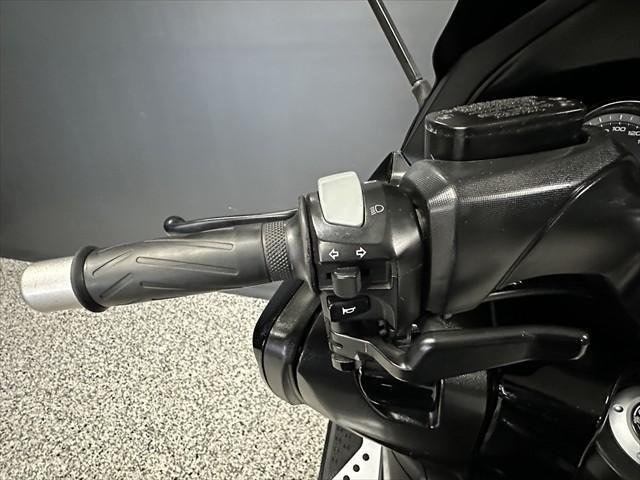 
								Yamaha TMAX (XP500) full									