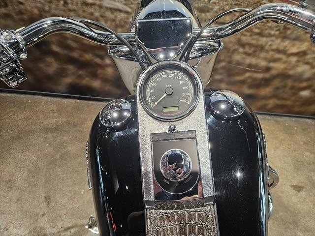 
								Harley-Davidson Fat Boy 103 (FLSTF) full									