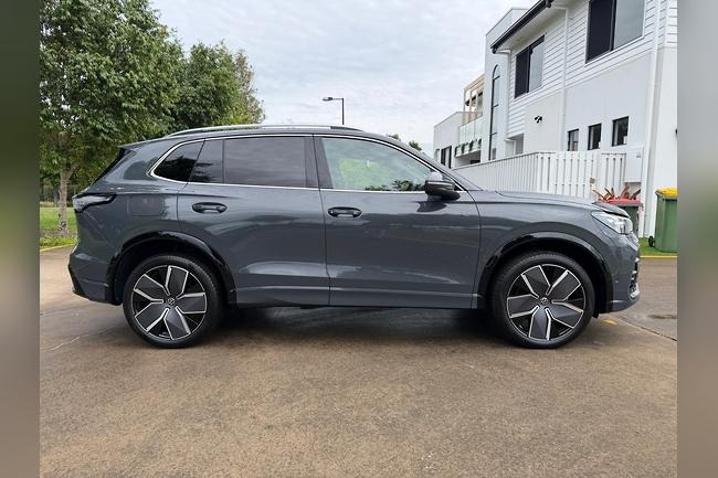 
								Volkswagen Tiguan full									