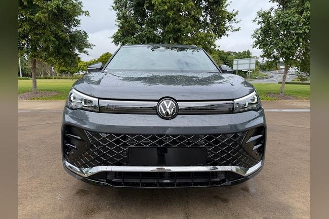 
								Volkswagen Tiguan full									