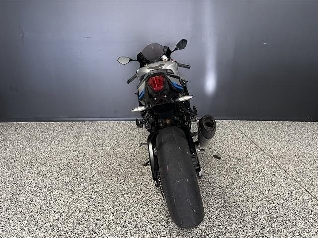 
								Suzuki GSX-R1000R full									