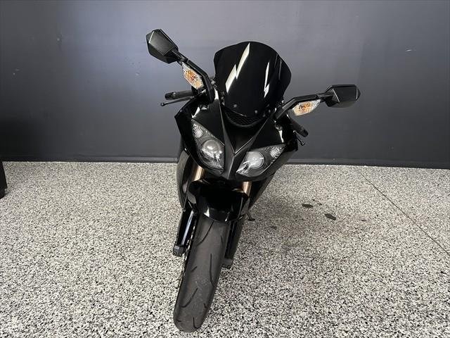 
								Kawasaki Ninja ZX-10R full									