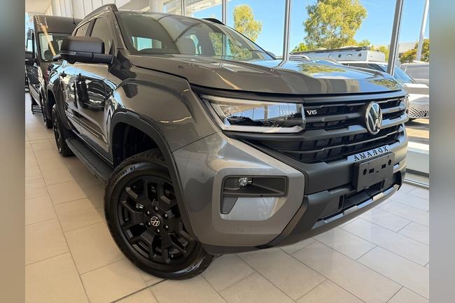 
								Volkswagen Amarok full									