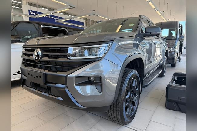 
								Volkswagen Amarok full									