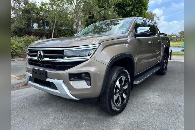 
								Volkswagen Amarok full									