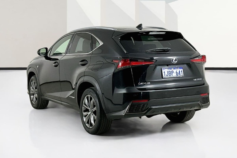 
								Lexus NX300h AYZ10R F-SPORT HYBRID (FWD) full									