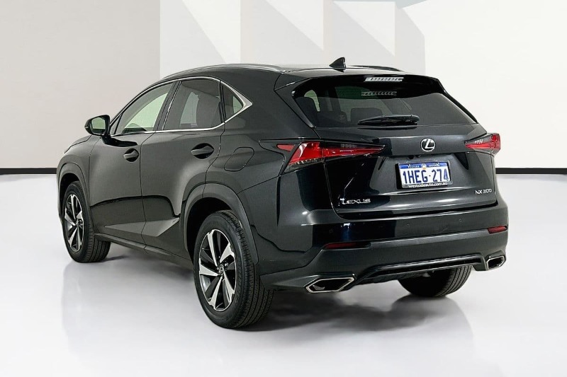 
								Lexus NX300 AGZ15R SPORTS LUXURY (AWD) full									