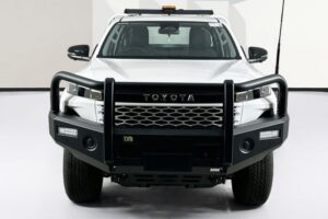 Toyota HILUX GUN226R SR (4×4)