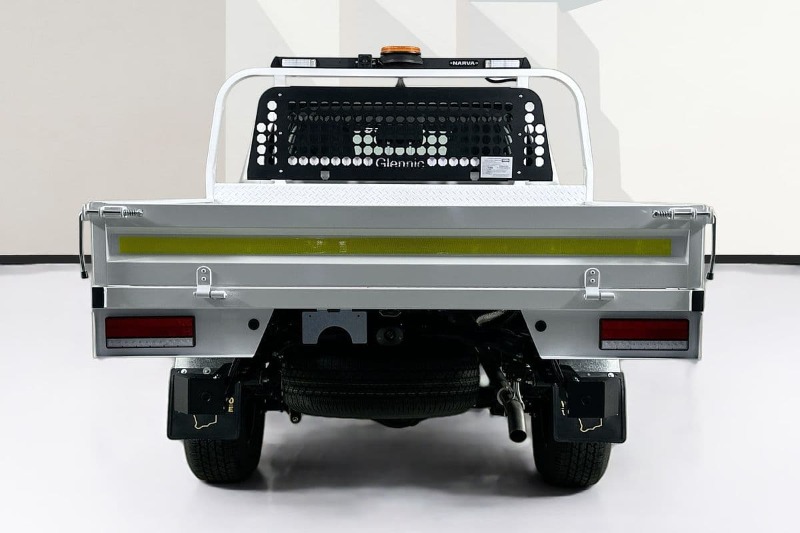 
								Toyota HILUX GUN227R SR 48V (4×4) full									