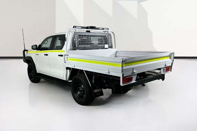 
								Toyota HILUX GUN227R SR 48V (4×4) full									