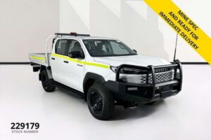 Toyota HILUX GUN227R SR 48V (4×4)
