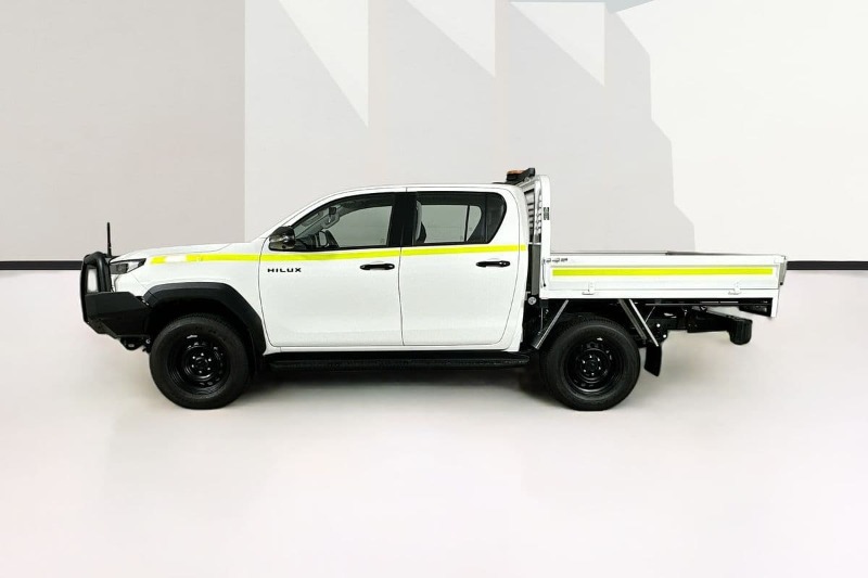 
								Toyota HILUX GUN227R SR 48V (4×4) full									