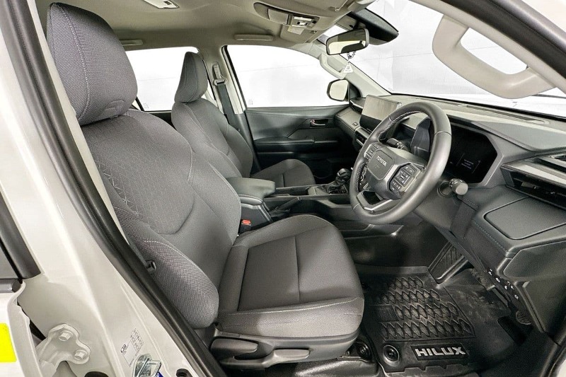 
								Toyota HILUX GUN227R SR 48V (4×4) full									