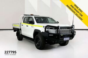 Toyota HILUX GUN227R SR 48V (4×4)