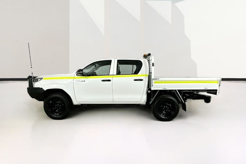 
								Toyota Hilux GUN226R WORKMATE (4×4) full									