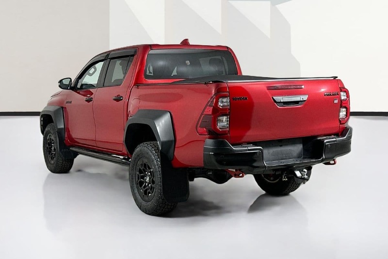 
								Toyota HILUX GUN126R GR-SPORT (4×4) full									