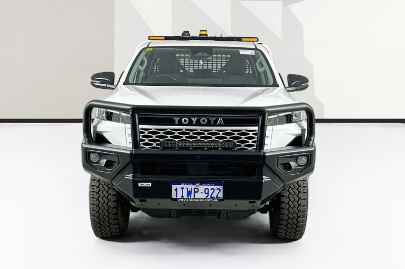 
								Toyota HILUX GUN226R WORKMATE (4×4) full									