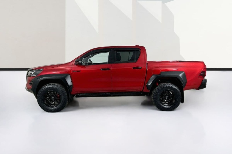 
								Toyota HILUX GUN126R GR-SPORT (4×4) full									