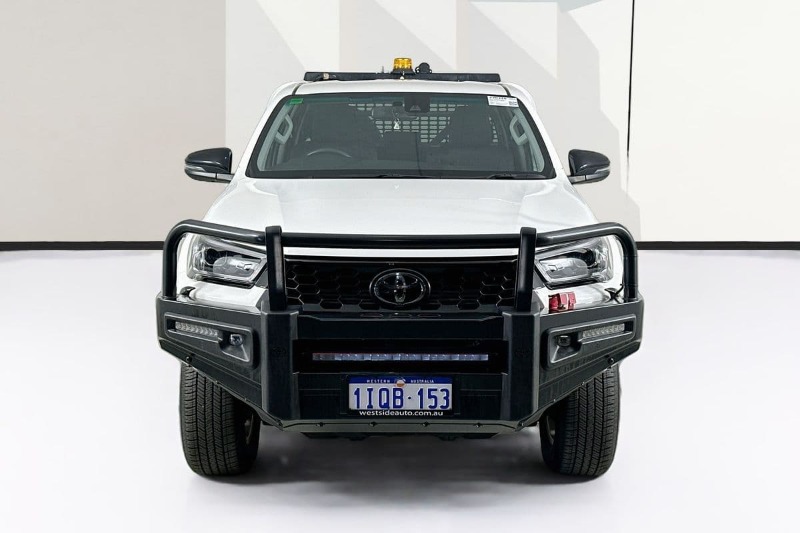 
								Toyota HILUX GUN126R RC SR5 48V (4×4) full									