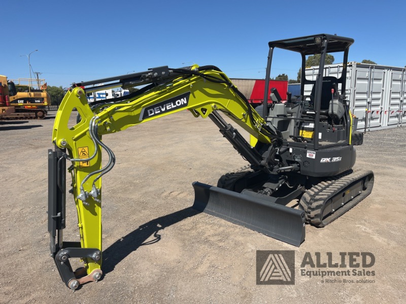 2024 Develon DX35Z-7M Mini Excavator