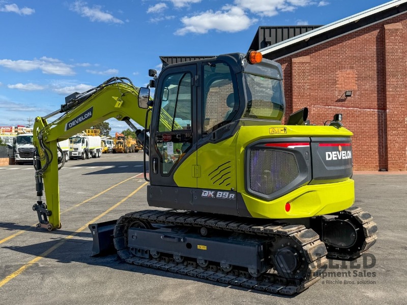 
								2024 Develon DX89R-7 Hydraulic Excavator full									