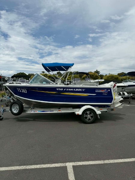 
								Quintrex 450 Fishabout – 2018 Model full									